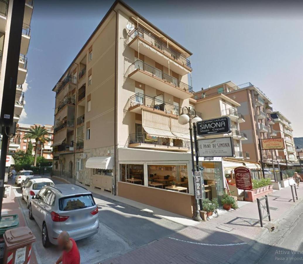 Babyaccommodation Family Experience IV Pietra Ligure Zewnętrze zdjęcie